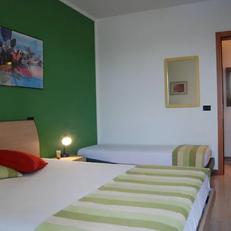 Daire Relaxing Duplex With Pool Balcony Bibione