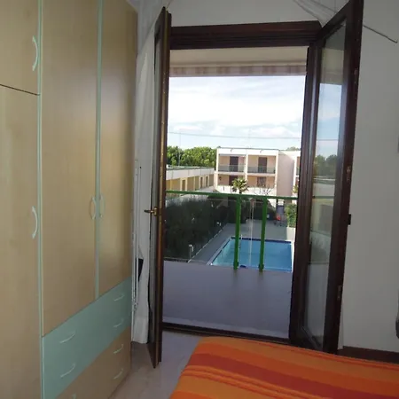 Relaxing Duplex With Pool Balcony Bibione